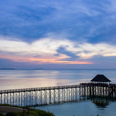 ซี คลิฟฟ์ รีสอร์ต แอนด์ สปา Hotel Zanzibar ภายนอก รูปภาพ
