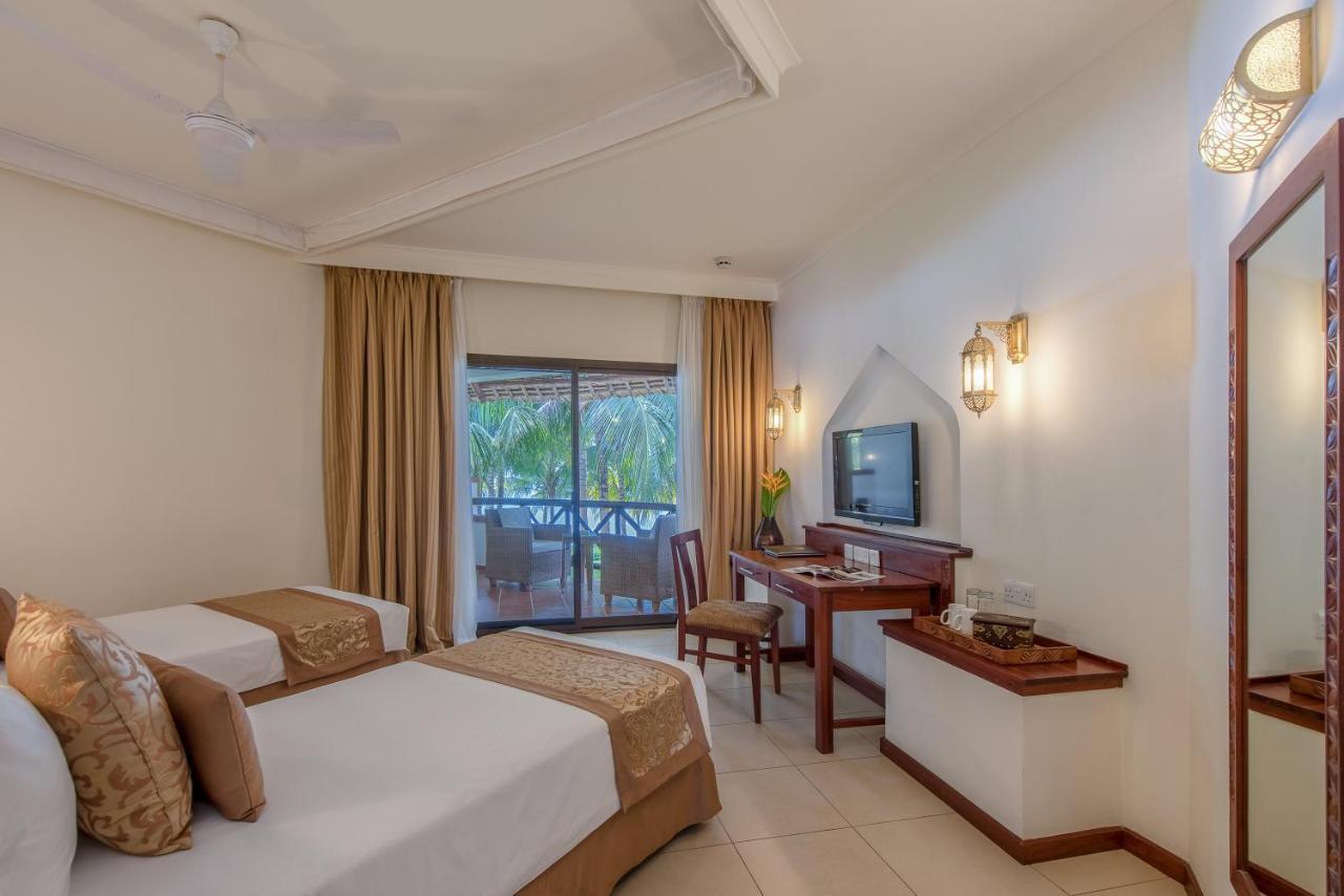 ซี คลิฟฟ์ รีสอร์ต แอนด์ สปา Hotel Zanzibar ภายนอก รูปภาพ