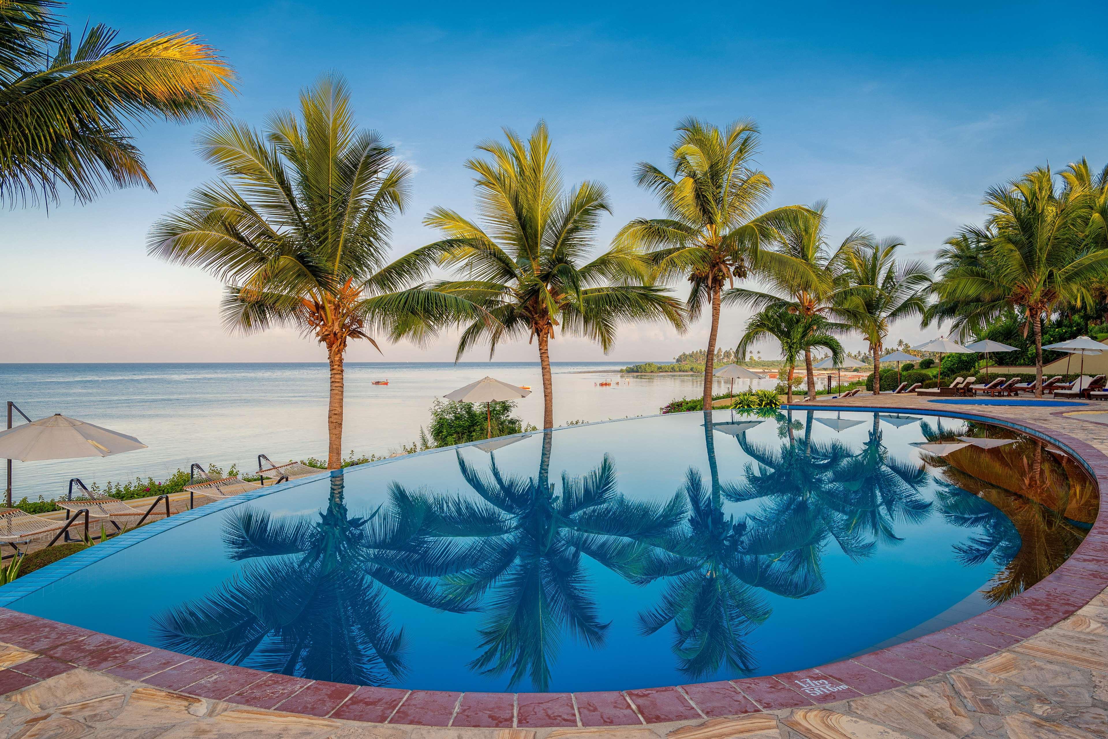 ซี คลิฟฟ์ รีสอร์ต แอนด์ สปา Hotel Zanzibar ภายนอก รูปภาพ