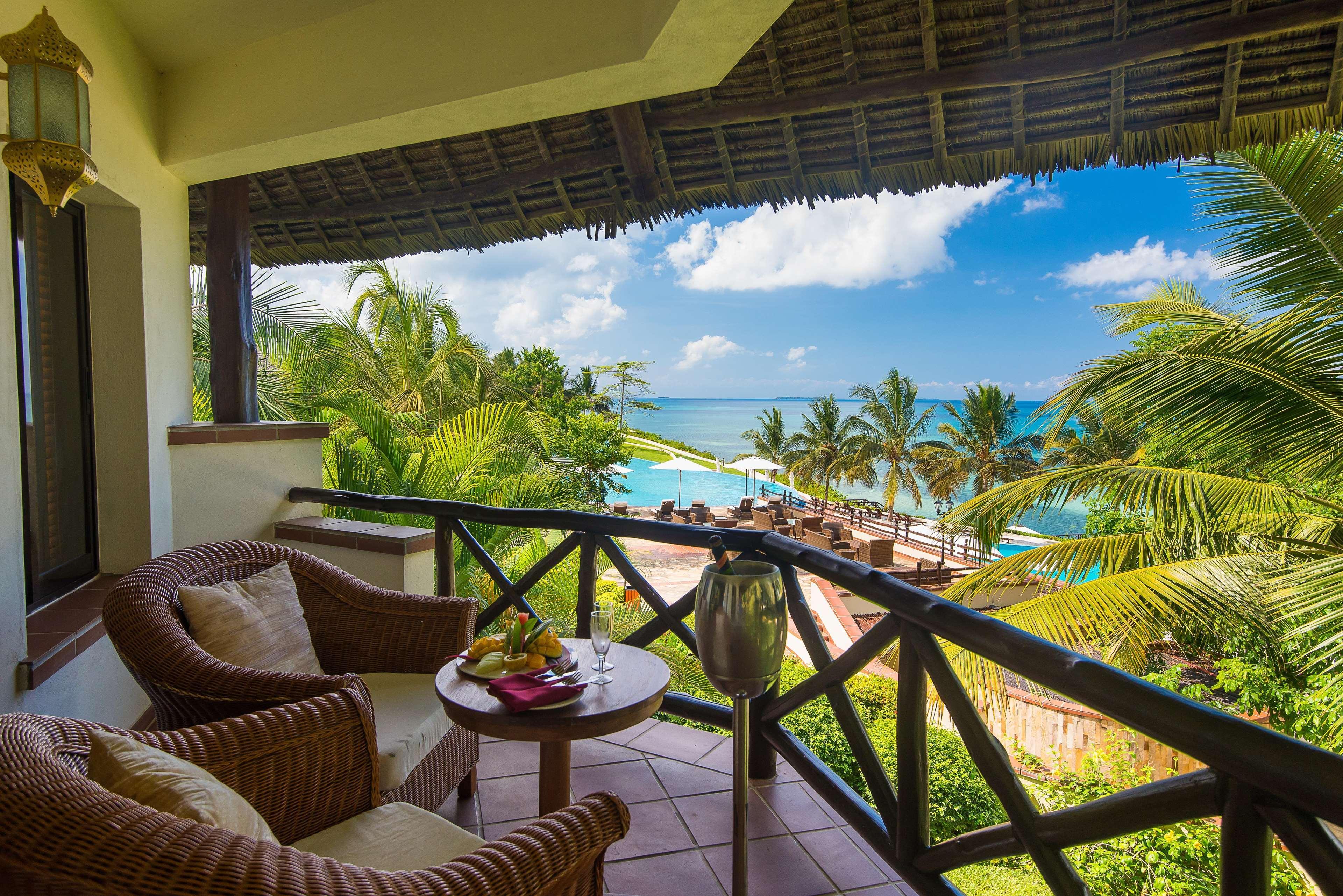 ซี คลิฟฟ์ รีสอร์ต แอนด์ สปา Hotel Zanzibar ภายนอก รูปภาพ