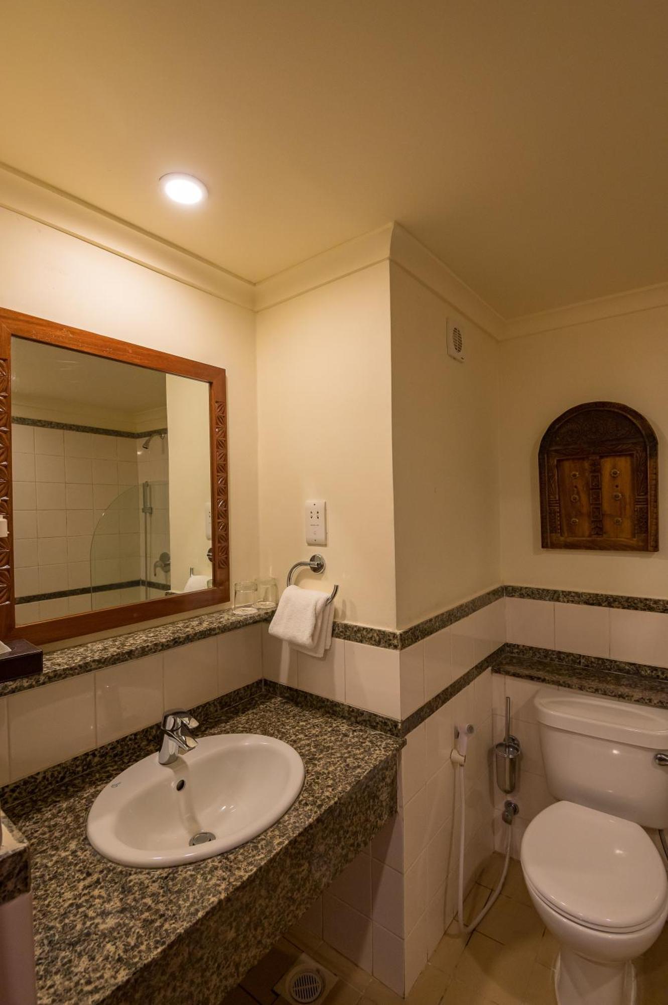 ซี คลิฟฟ์ รีสอร์ต แอนด์ สปา Hotel Zanzibar ภายนอก รูปภาพ