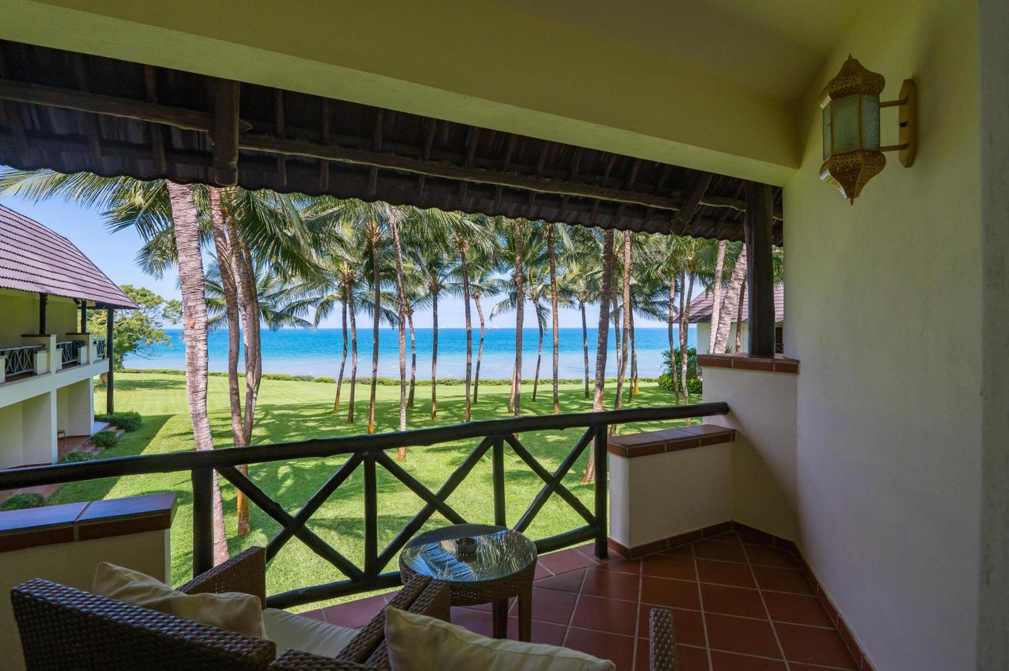 ซี คลิฟฟ์ รีสอร์ต แอนด์ สปา Hotel Zanzibar ภายนอก รูปภาพ