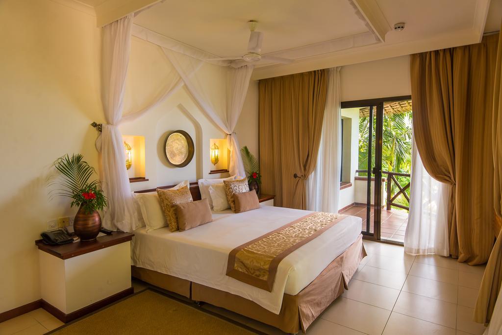 ซี คลิฟฟ์ รีสอร์ต แอนด์ สปา Hotel Zanzibar ภายนอก รูปภาพ